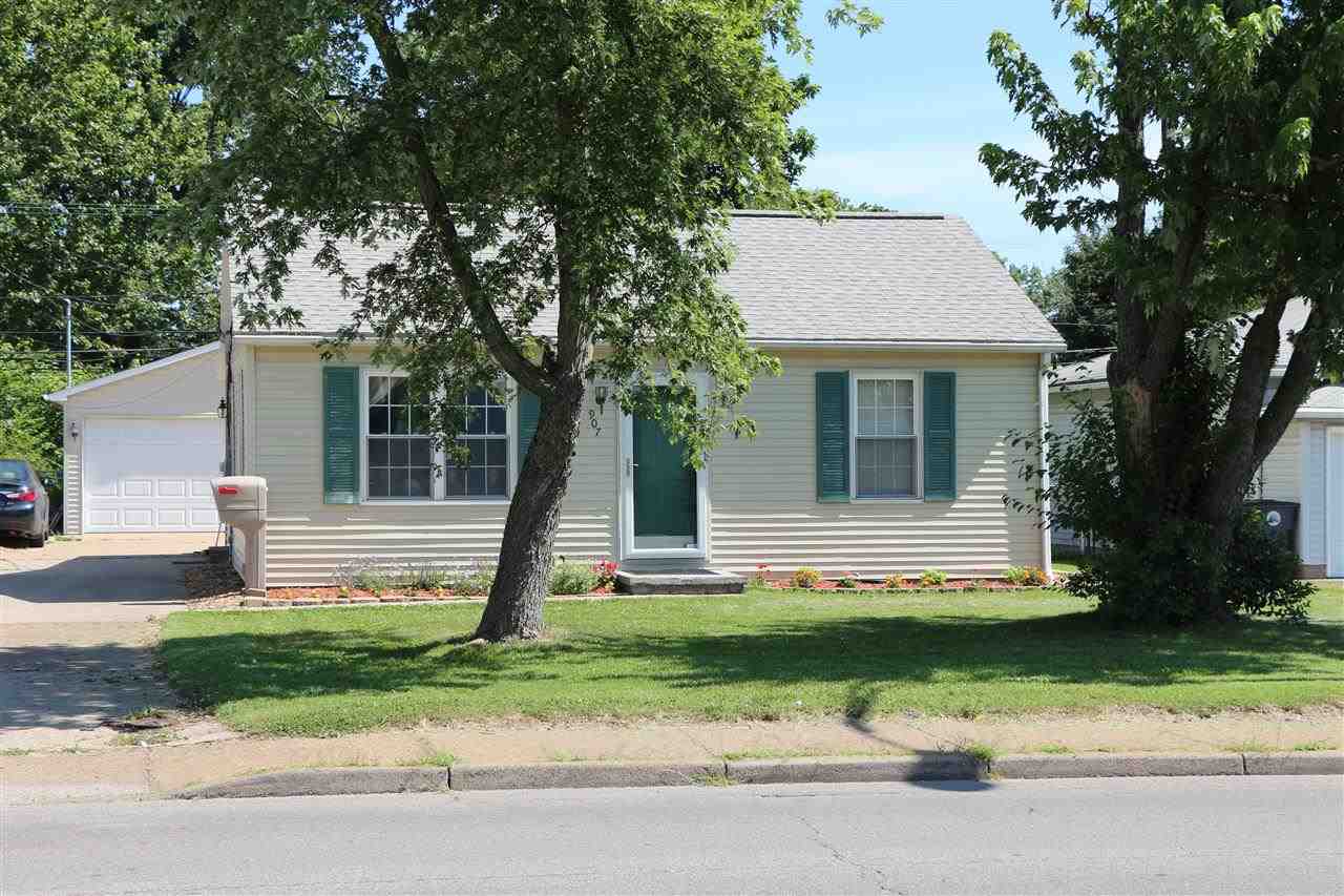 907 West Mill Road Evansville, IN 47710 - Photo 1 of 14 Gallery Image 1
