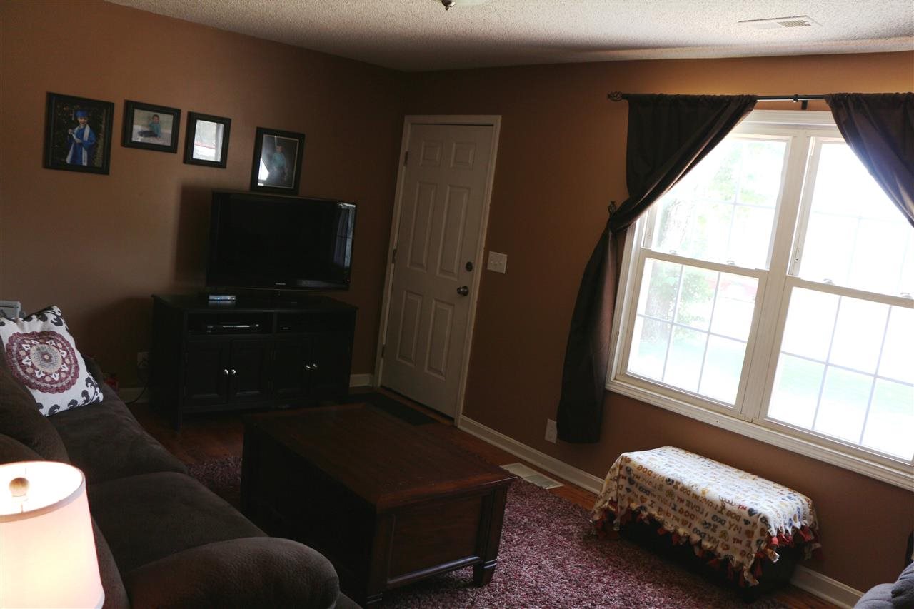 907 West Mill Road Evansville, IN 47710 - Photo 2 of 14 Gallery Image 2