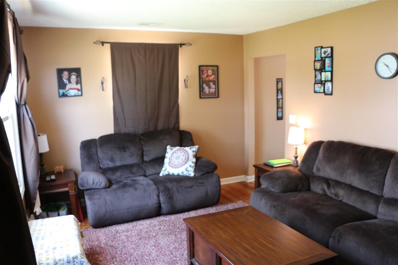 907 West Mill Road Evansville, IN 47710 - Photo 4 of 14 Gallery Image 4