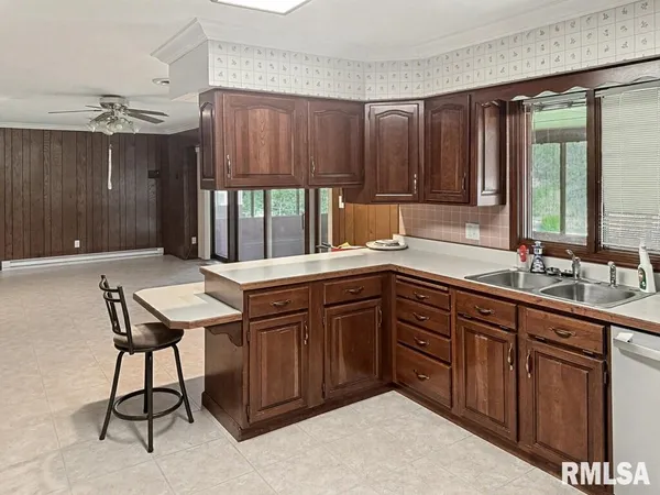$275,000 | 508 East Forest Drive, Herrin, IL 62948