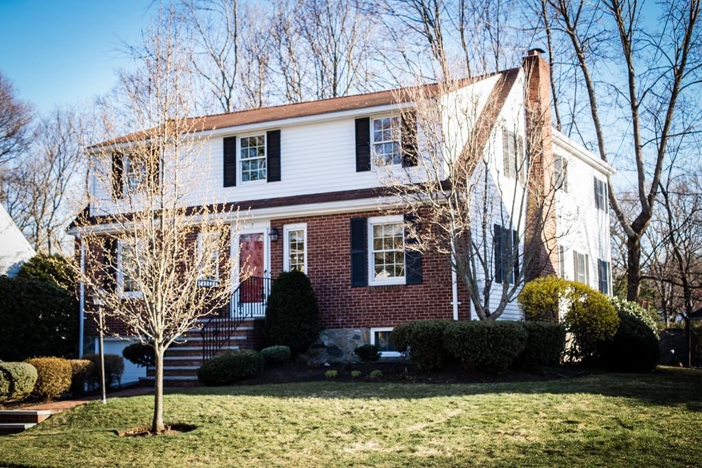 7 Glendower Road Melrose, MA 02176 - Photo 1 of 24 Gallery Image 1