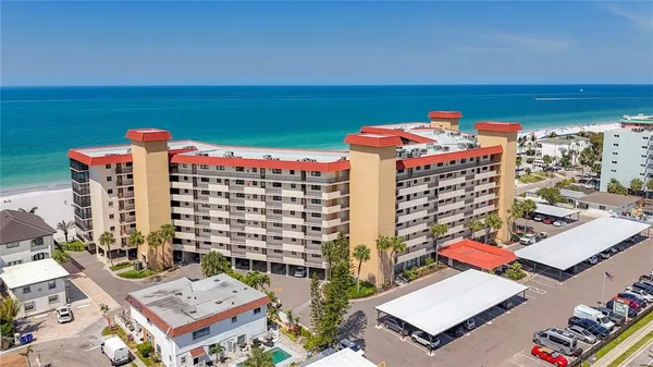 $675,000 | 18304 Gulf Boulevard, Unit 505, Redington Shores, FL 33708