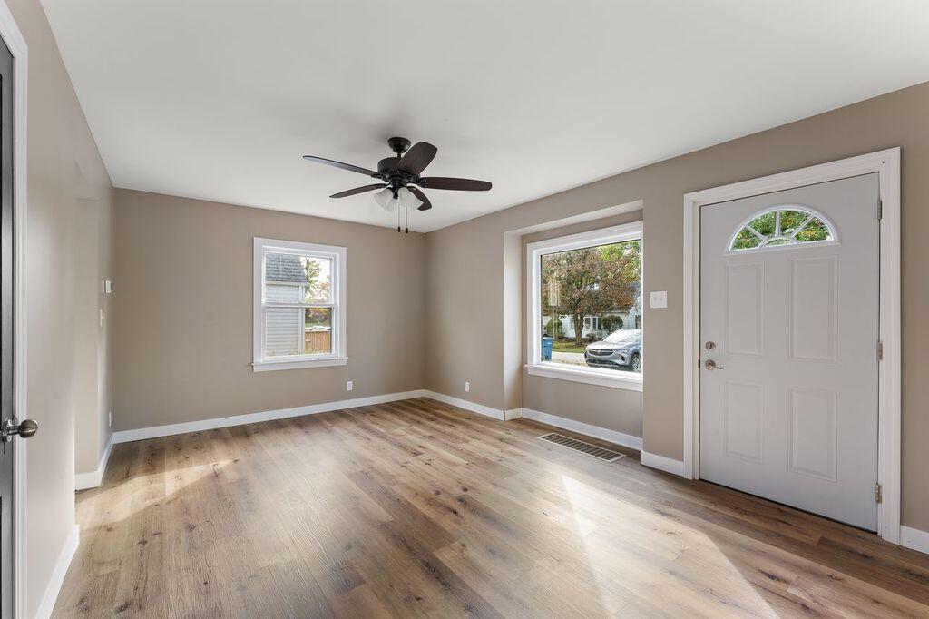 301 West Bates Street Hebron, IN 46341 - Photo 4 of 16 1024x682