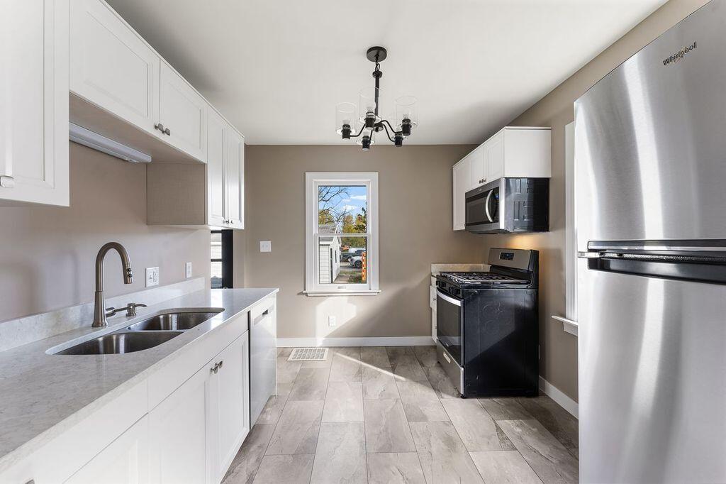 301 West Bates Street Hebron, IN 46341 - Photo 5 of 16 1024x682