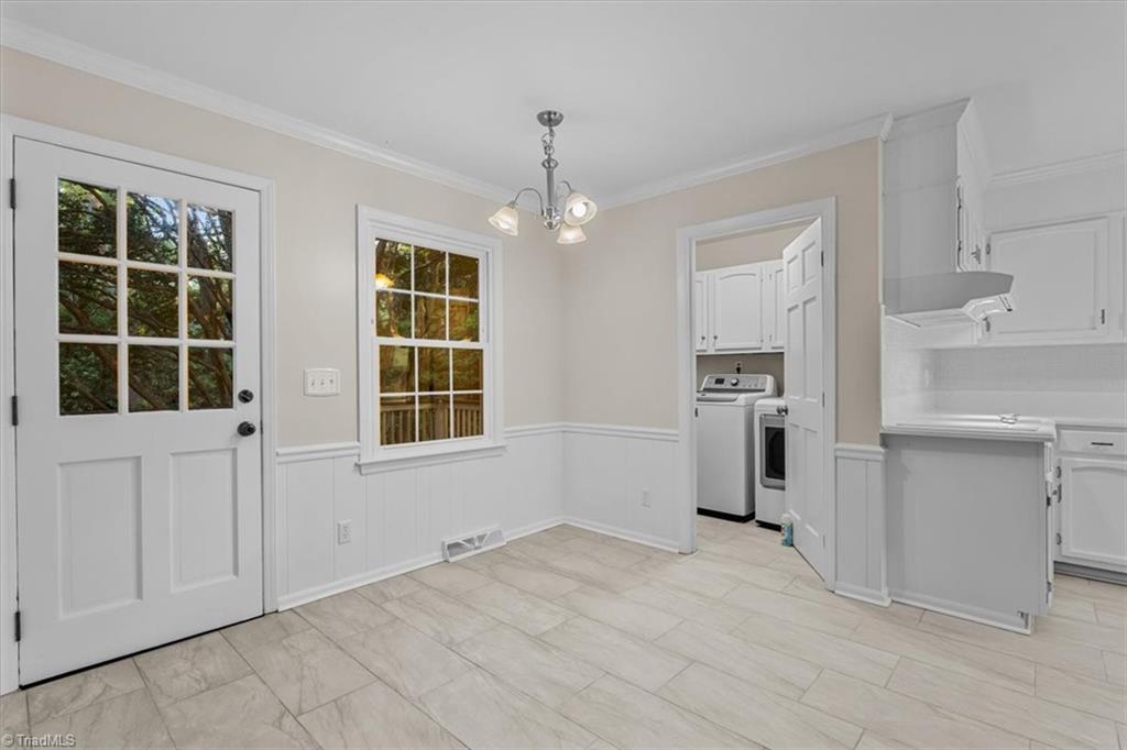 1817 Beechtree Road Greensboro, NC 27408 - Photo 13 of 35 Gallery Image 13