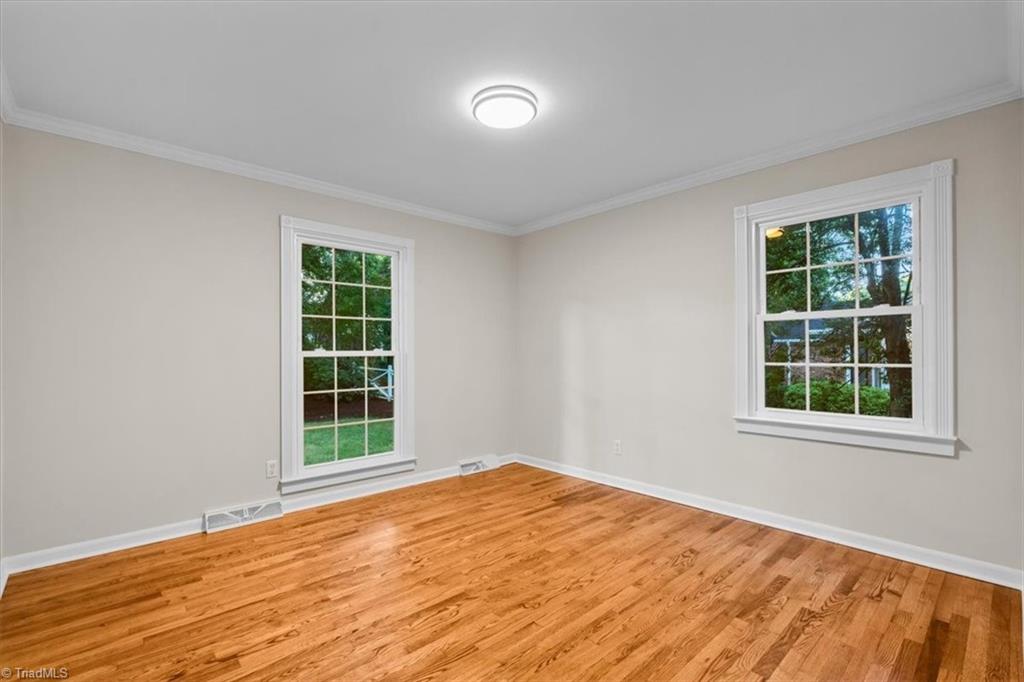 1817 Beechtree Road Greensboro, NC 27408 - Photo 26 of 35 Gallery Image 26