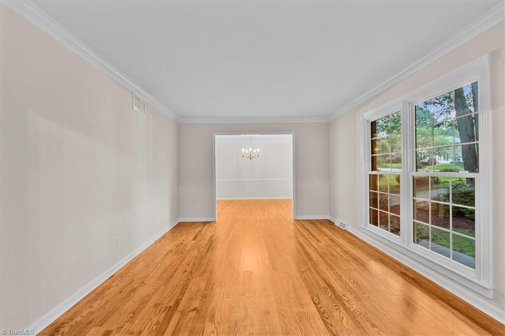 1817 Beechtree Road Greensboro, NC 27408 - Photo 3 of 35 Gallery Image 3