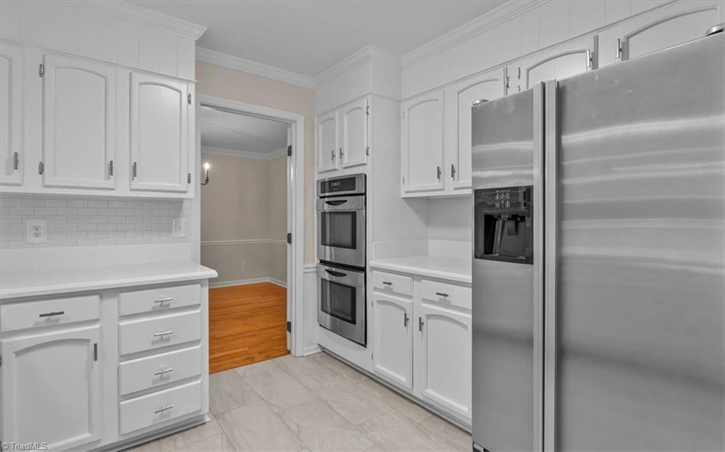 1817 Beechtree Road Greensboro, NC 27408 - Photo 10 of 35 Gallery Image 10