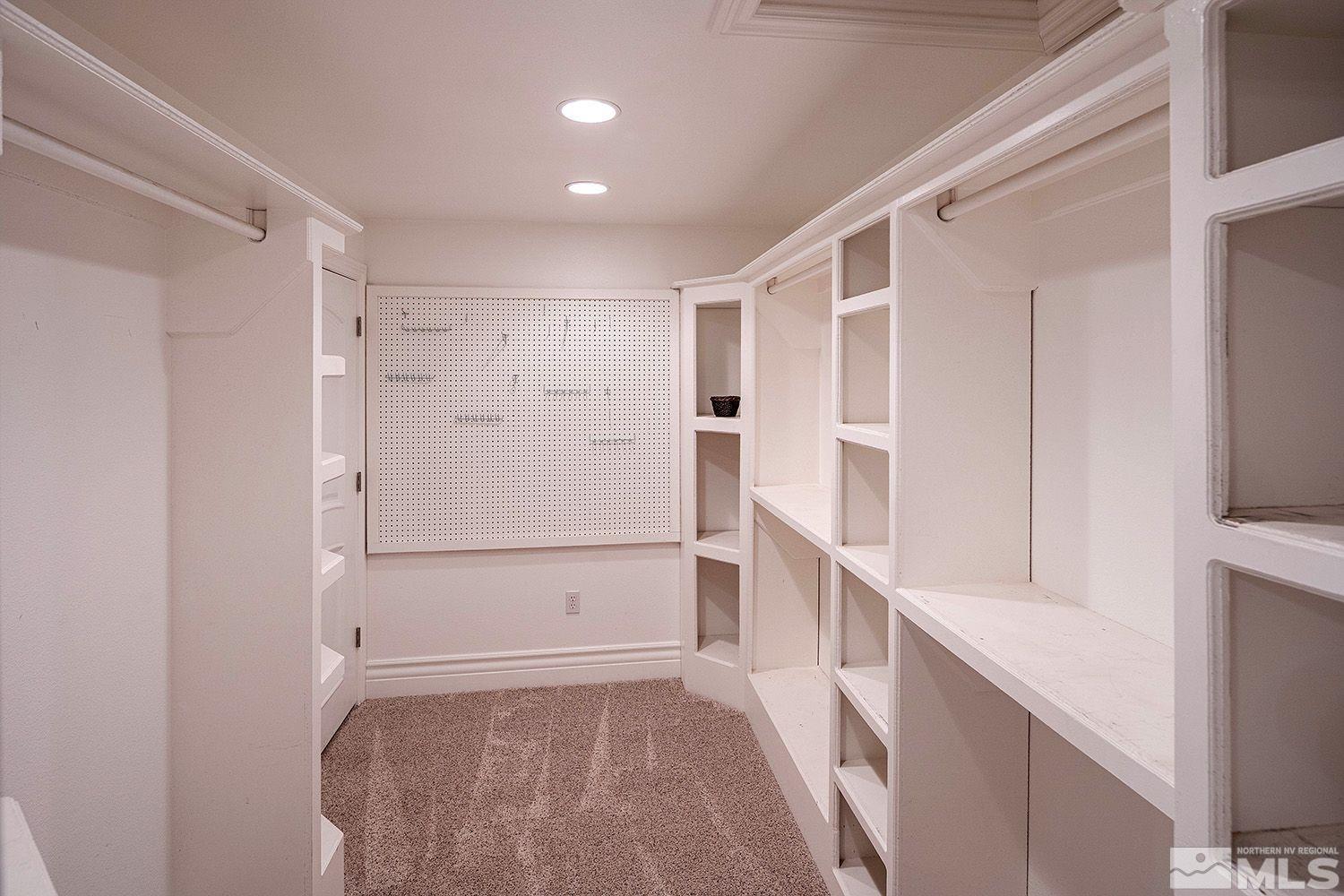 4530 Lousetown Road Reno, NV 89521 - Photo 22 of 39 a view of walk in closet