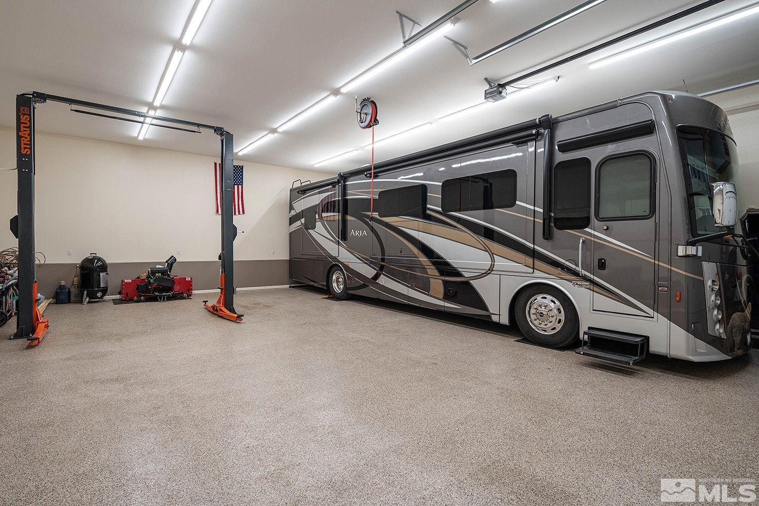 4530 Lousetown Road Reno, NV 89521 - Photo 34 of 39 a view of car garage