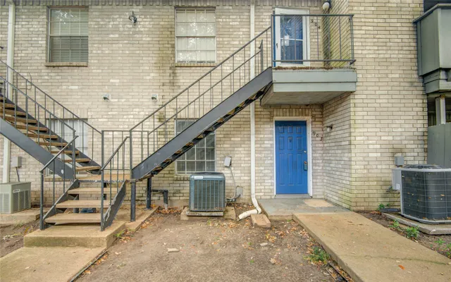 $87,000 | 9797 Leawood Boulevard, Unit 903, Houston, TX 77099