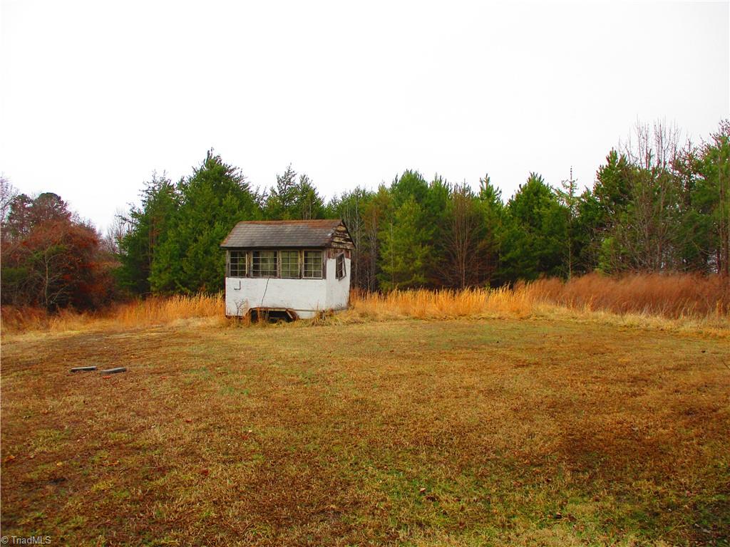 1809 Alamance Church Road Greensboro, NC 27406 - Photo 3 of 15 Turn around space.