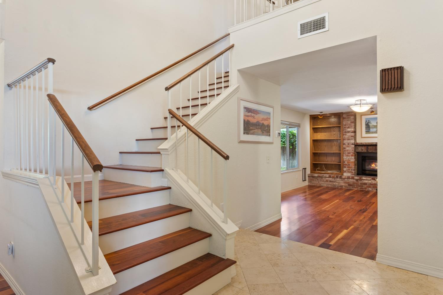 9967 River Mist Way Rancho Cordova, CA 95670 - Photo 5 of 40 Gallery Image 5