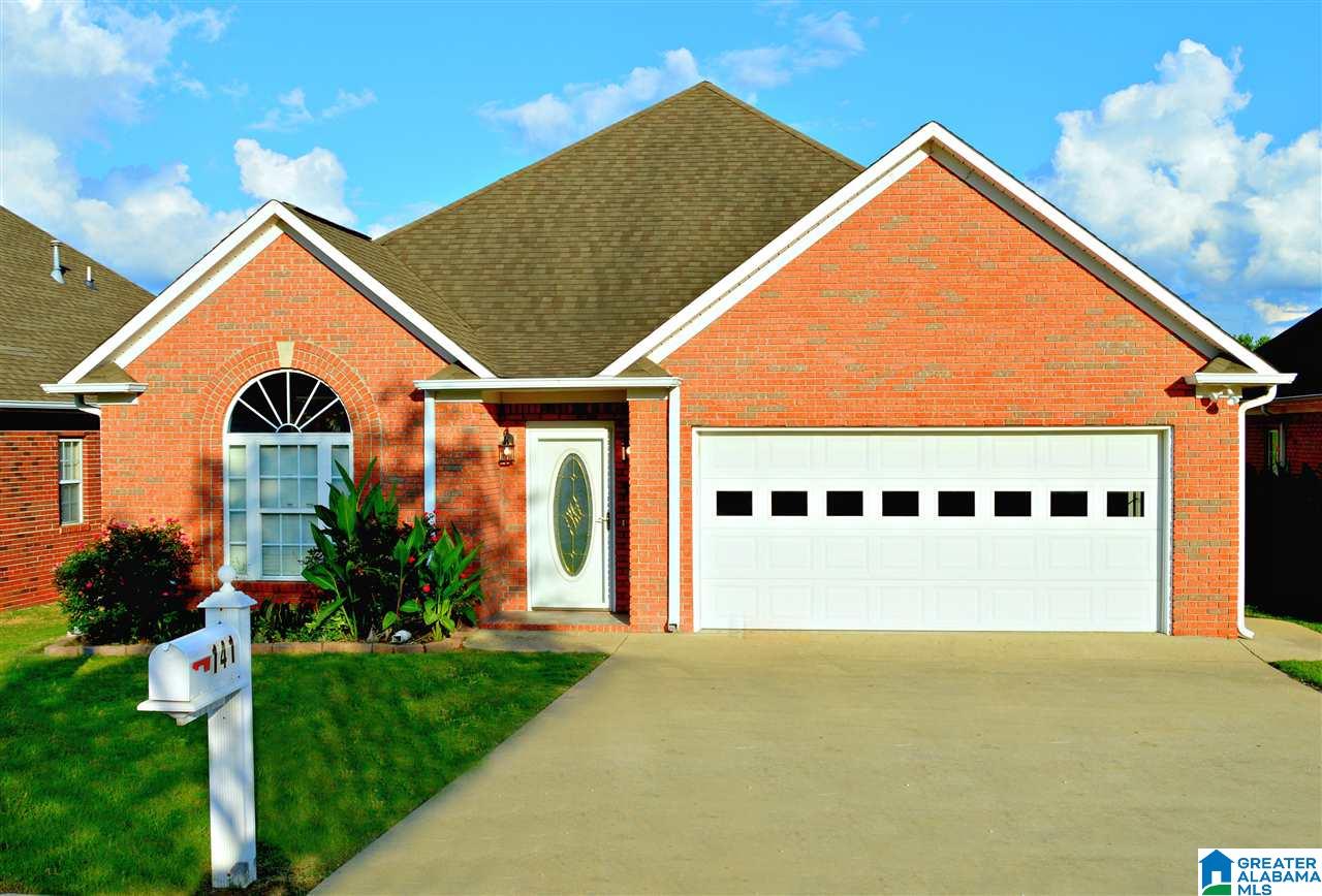 141 Victoria Lane Pleasant Grove, AL 35127 - Photo 1 of 20