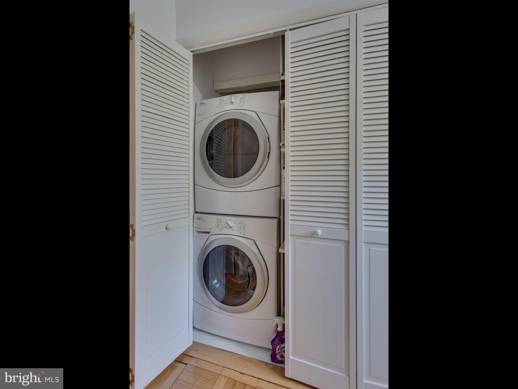 3753 Gunston Road Alexandria, VA 22302 - Photo 14 of 17 a view of a hallway with washer and dryer