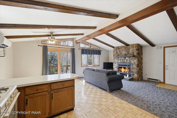 $400,000 | 51 Spencer Lane, Albrightsville, PA 18210