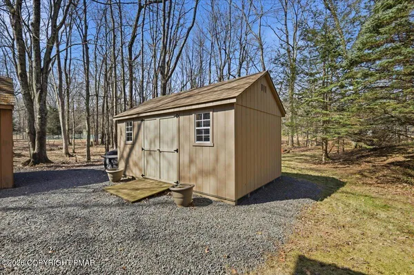 $400,000 | 51 Spencer Lane, Albrightsville, PA 18210