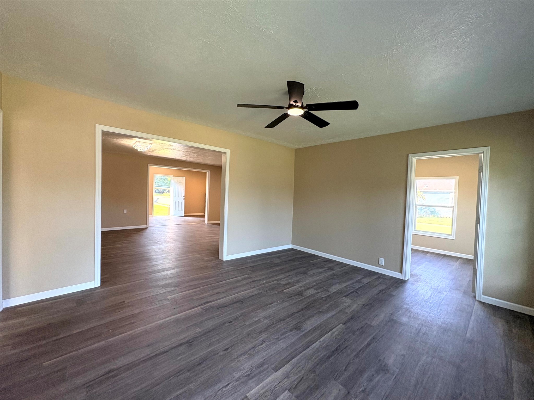 795 Alma Street Beaumont, TX 77705 - Photo 7 of 22