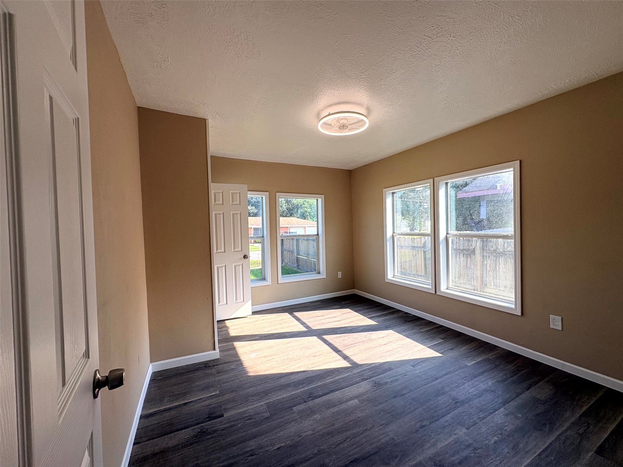795 Alma Street Beaumont, TX 77705 - Photo 9 of 22