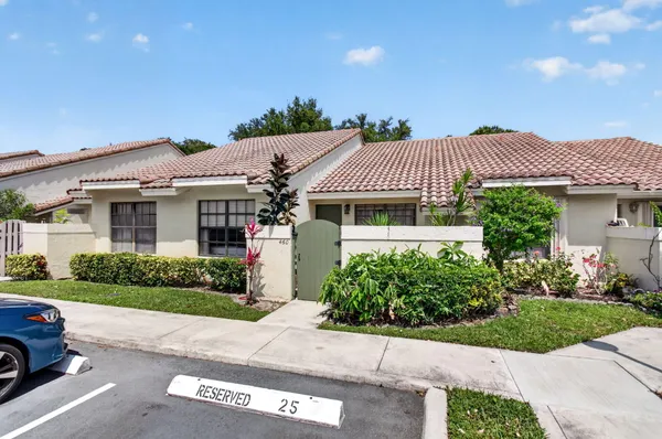$3,000 | 460 Hardwood Place, Boca Raton, FL 33431