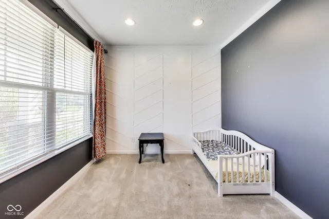 $329,000 | 10407 Deercrest Lane, Indianapolis, IN 46239