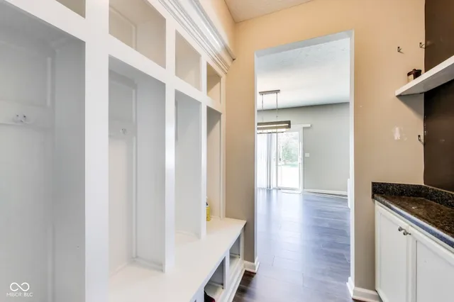 $329,000 | 10407 Deercrest Lane, Indianapolis, IN 46239