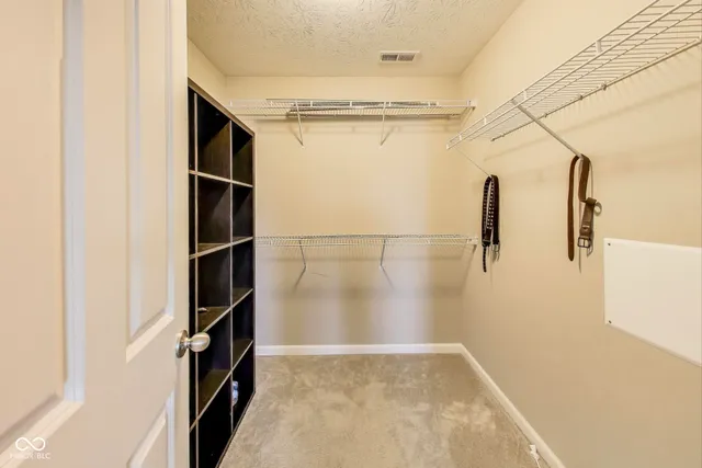 $329,000 | 10407 Deercrest Lane, Indianapolis, IN 46239