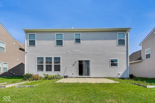 $329,000 | 10407 Deercrest Lane, Indianapolis, IN 46239