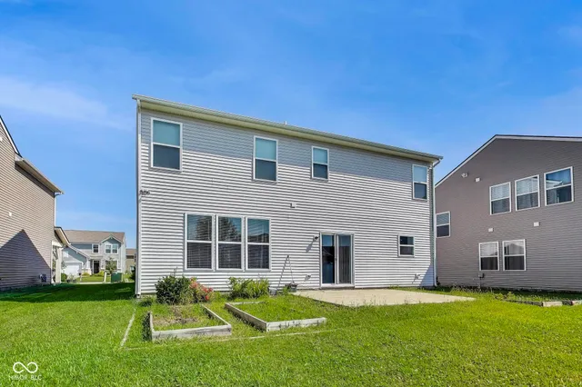 $329,000 | 10407 Deercrest Lane, Indianapolis, IN 46239