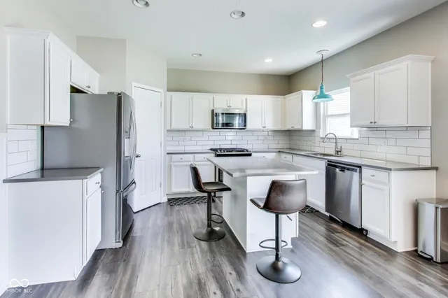 $329,000 | 10407 Deercrest Lane, Indianapolis, IN 46239