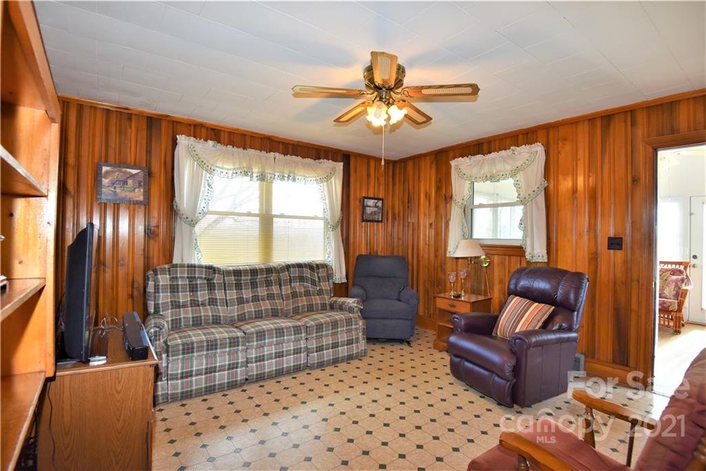 6125 Woodleaf Road Salisbury, NC 28147 - Photo 3 of 26 Gallery Image 3