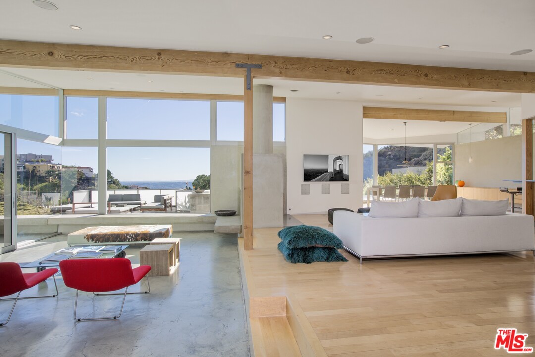 1862 Rising Glen Road Los Angeles, CA 90069 - Photo 5 of 26