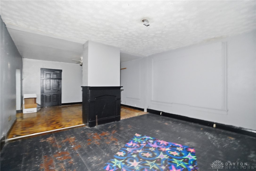 517 Broadway Street, Unit 515 Springfield, OH 45504 - Photo 17 of 29 This versatile space offers endless possibilities for customization and design.