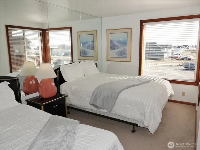 $7,000 | 1399 Ocean Shores Boulevard Southwest, Unit 2SF, Ocean Shores, WA 98569