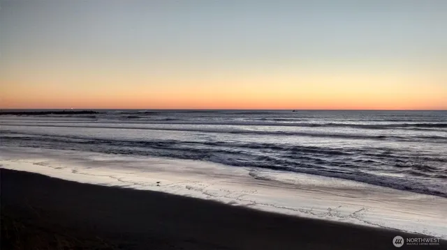 $7,000 | 1399 Ocean Shores Boulevard Southwest, Unit 2SF, Ocean Shores, WA 98569