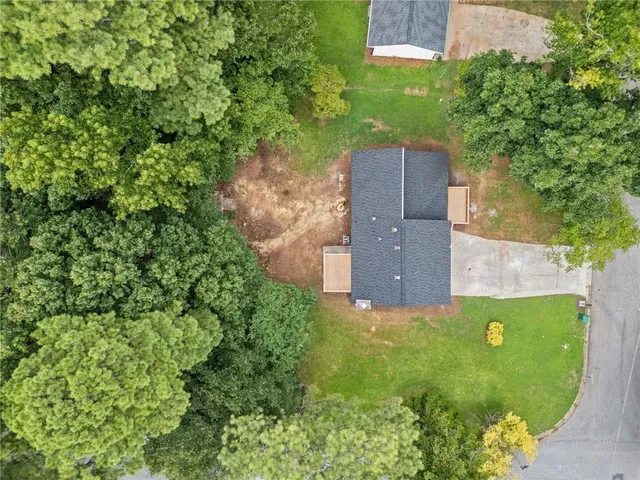 $2,500 | 4050 Daron Court, Ellenwood, GA 30294