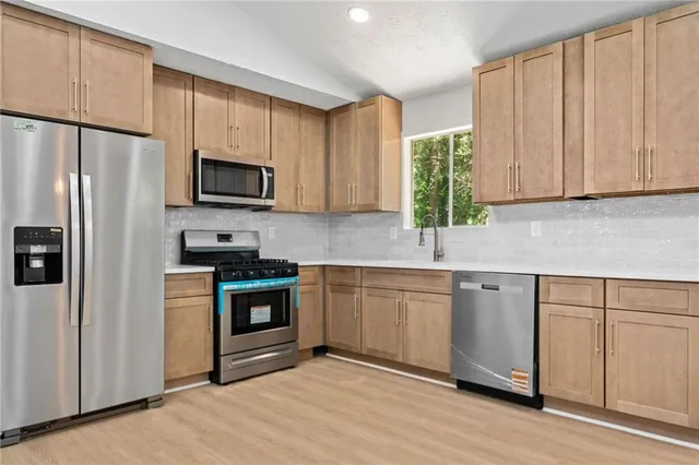 $2,500 | 4050 Daron Court, Ellenwood, GA 30294