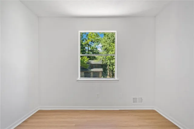 $2,500 | 4050 Daron Court, Ellenwood, GA 30294