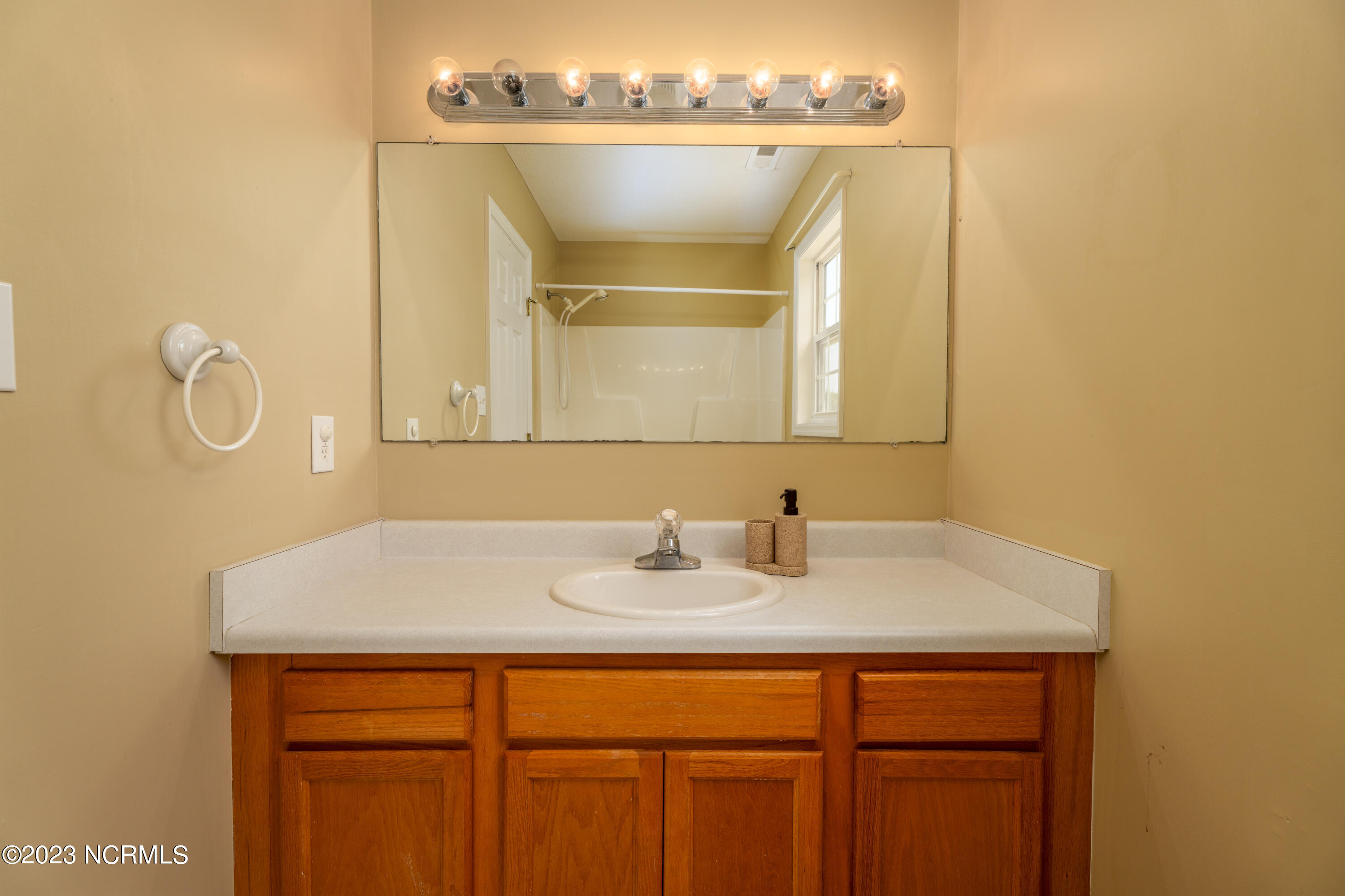 317 Rack Lane Hubert, NC 28539 - Photo 26 of 49 314 Rack Lane-24