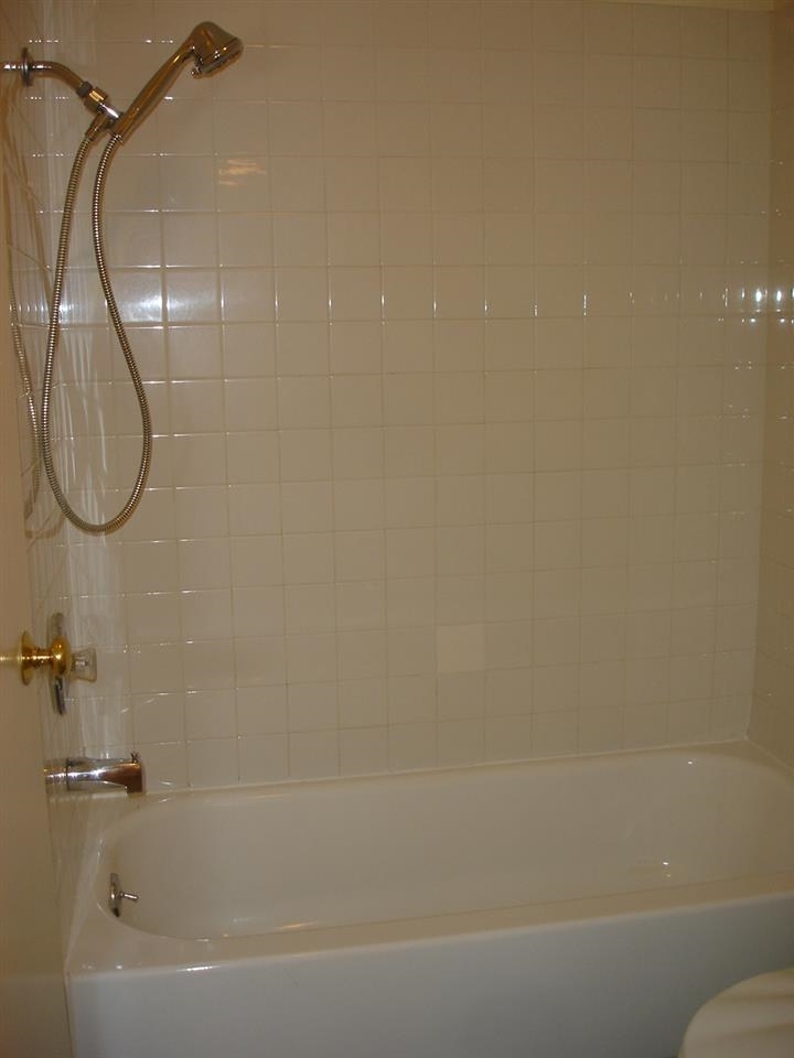 9060 Fanita Rancho Road Santee, CA 92071 - Photo 15 of 25 Upstairs Bathroom