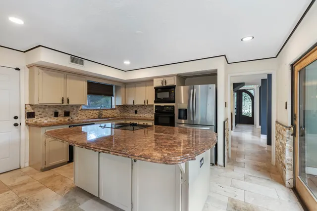 $550,000 | 2911 Summersweet Place, The Woodlands, TX 77380