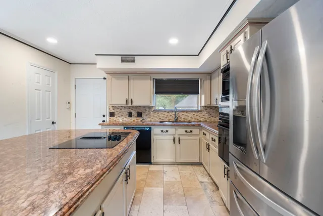 $550,000 | 2911 Summersweet Place, The Woodlands, TX 77380