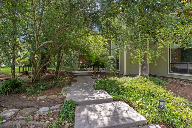 $550,000 | 2911 Summersweet Place, The Woodlands, TX 77380