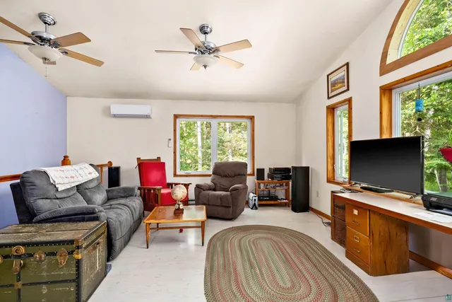 $372,500 | 3372 Pioneer Road, Barnum, MN 55707