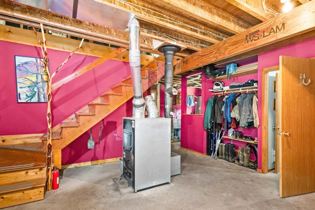 $372,500 | 3372 Pioneer Road, Barnum, MN 55707