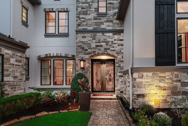 $2,975,000 | 46 Pine Brook Court, Shenandoah, TX 77381