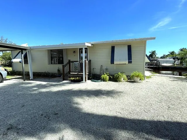 $289,000 | 112 Cardinal Court, Everglades City, FL 34139