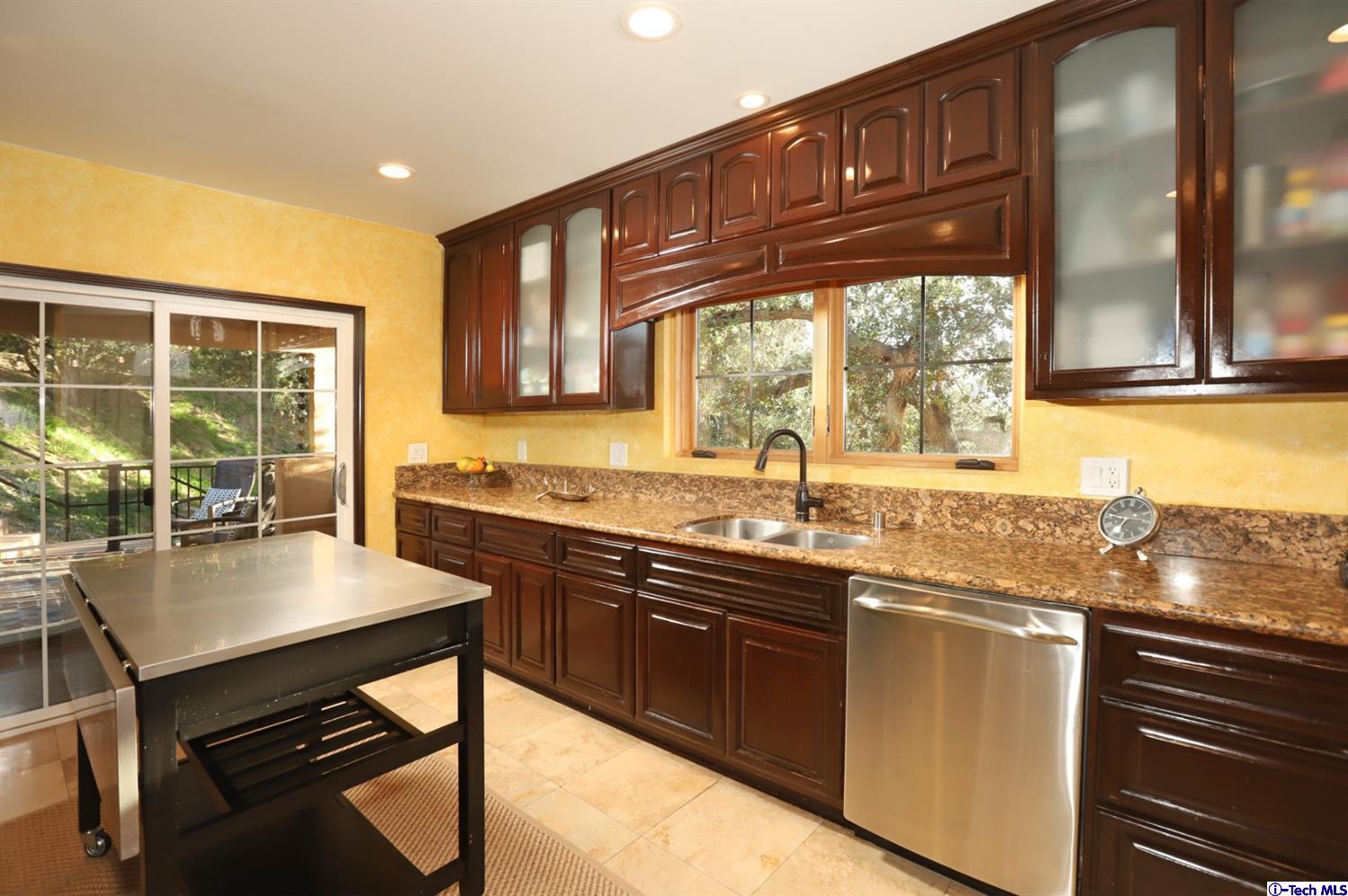 3255 Buckingham Road Glendale, CA 91206 - Photo 20 of 49