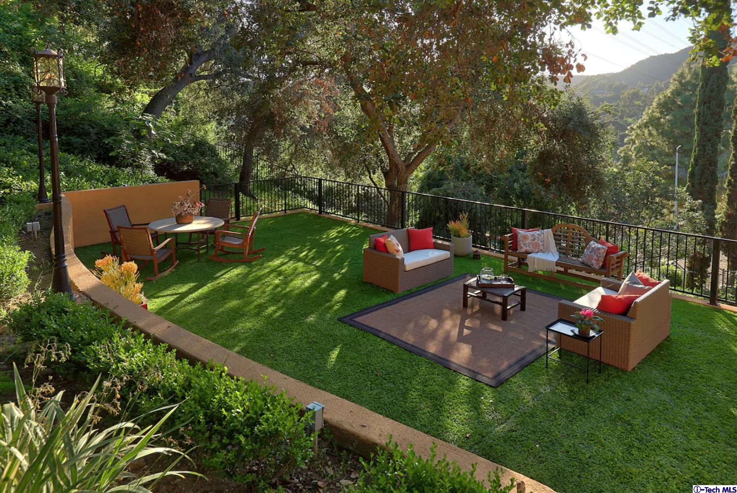 3255 Buckingham Road Glendale, CA 91206 - Photo 10 of 49