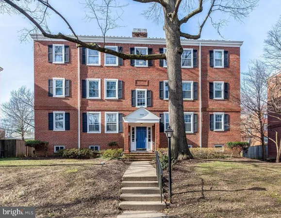 $525,000 | 2938 South Columbus Street, Unit A2, Arlington, VA 22206